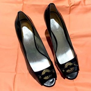 AK Anne klein peak toe wedge shoe